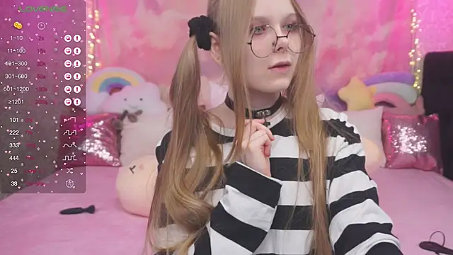 minx g1rl online show from 01-17-25, 06:15