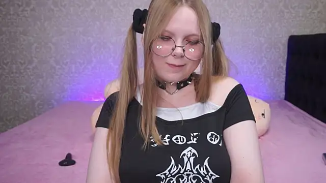 minx g1rl online show from 04-24-26, 11:23