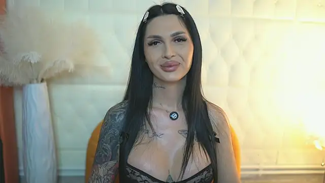 Snapshot of naughtycleo chatting on 05-07-26, 02:49 naughtycleo online show from 05-07-26, 02:49