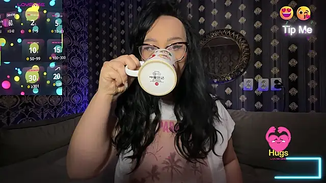 AnnaAnn online show from 10-23-25, 01:48