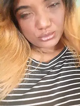 Indianpleasure300 online show from 03-04-26, 08:05