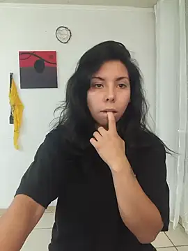 Snapshot of Diosagata chatting on 06-05-26, 03:33 Diosagata online show from 06-05-26, 03:33