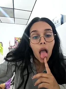 Annya-sweet online show from 10-23-25, 02:32