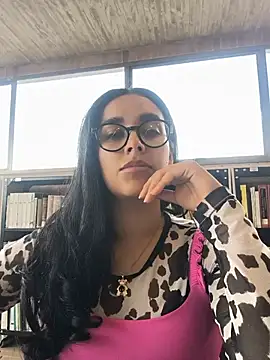 Snapshot of Annya-sweet chatting on 05-29-26, 02:45 Annya-sweet online show from 05-29-26, 02:45