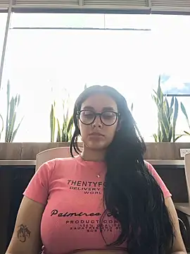 Snapshot of Annya-sweet chatting on 05-27-26, 03:52 Annya-sweet online show from 05-27-26, 03:52