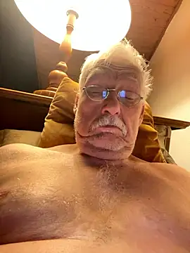 Steffibi1954 online show from 01-15-26, 04:05