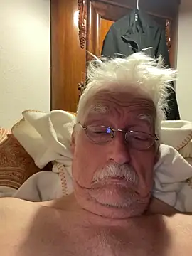 Steffibi1954 online show from 11-15-25, 01:31