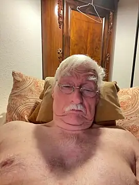 Steffibi1954 online show from 11-15-25, 11:53