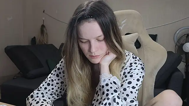 Nate   online show from 12-01-25, 02:56