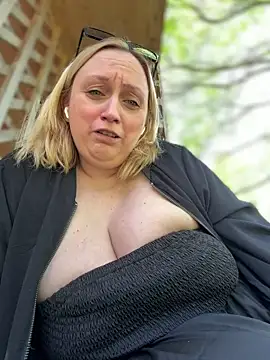 BBW Nora online show from 04-24-26, 09:55