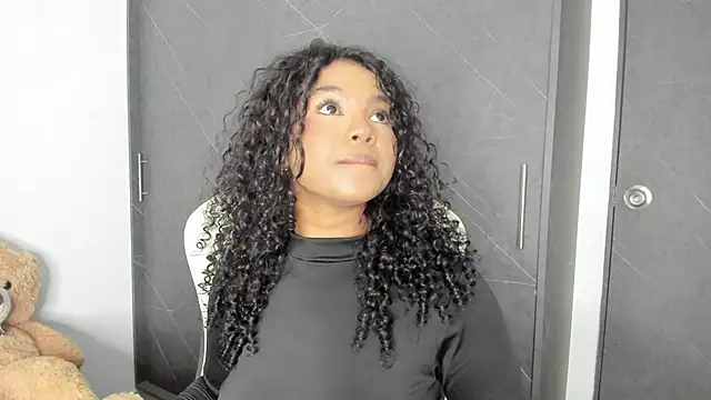 chloe ebony  online show from 02-14-26, 01:50