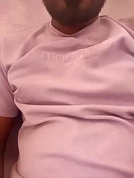 Snapshot of Kannadaboymanu chatting on 01-07-25, 06:48 Kannadaboymanu online show from 01-07-25, 06:48