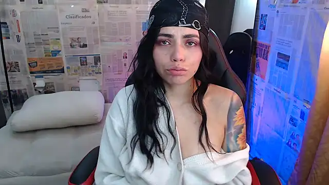 i am nina  online show from 11-12-25, 08:01