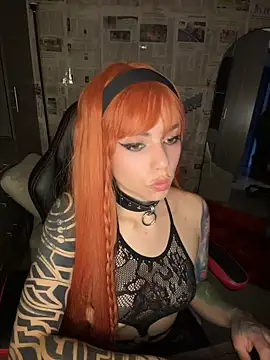 i am nina  online show from 04-28-26, 10:58