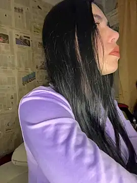 i am nina  online show from 04-25-26, 11:57