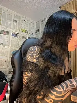 i am nina  online show from 05-26-26, 11:25