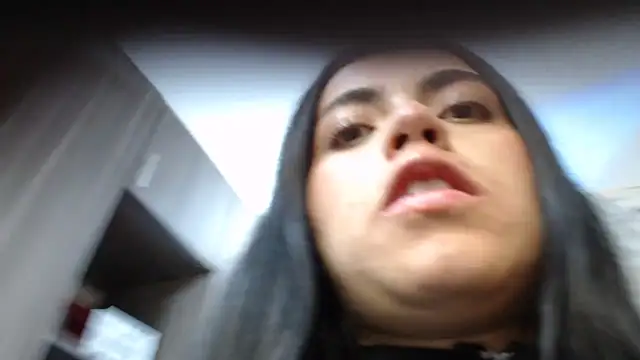 i am nina  online show from 09-10-25, 03:38