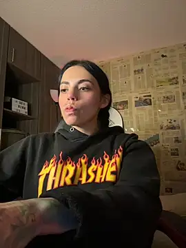 i am nina  online show from 07-21-26, 12:35