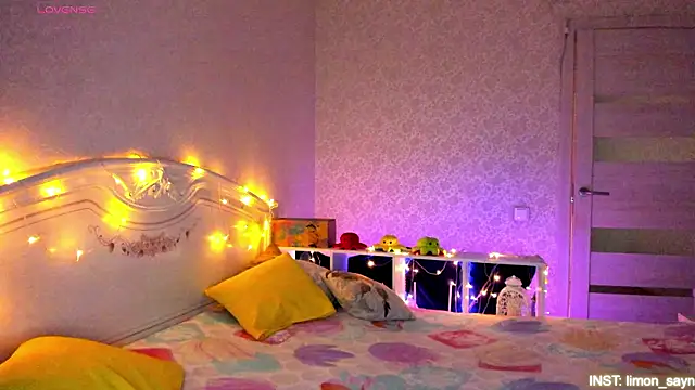 LillyMoure  online show from 03-09-26, 11:30