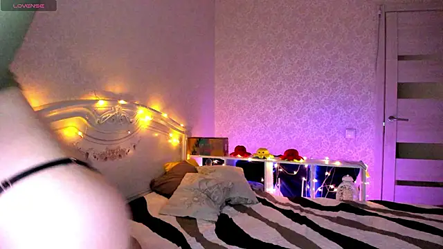 LillyMoure  online show from 02-22-26, 10:55