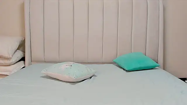  heavenlysent online show from 04-11-26, 03:58