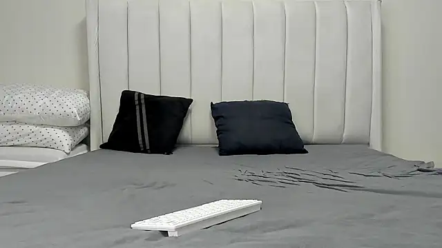  heavenlysent online show from 05-11-26, 05:31
