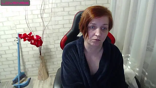 Snapshot of bastadasta chatting on 11-16-25, 04:01 bastadasta online show from 11-16-25, 04:01