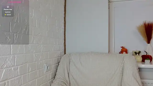Snapshot of SayMeow_ chatting on 09-22-25, 11:44 SayMeow  online show from 09-22-25, 11:44