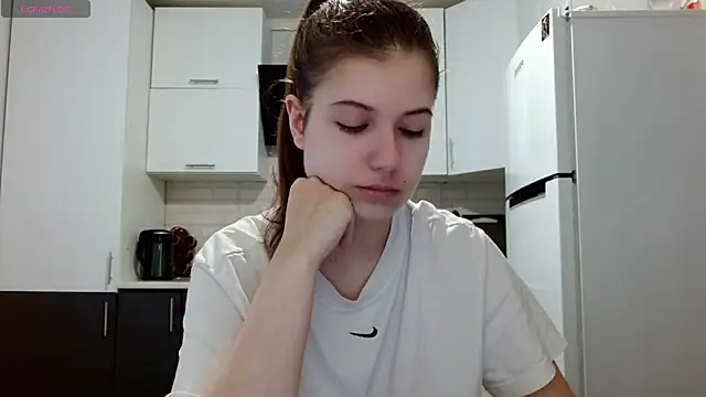 SayMeow  online show from 06-11-26, 05:59