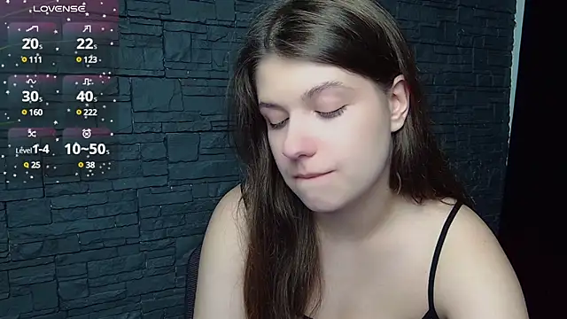 Snapshot of SayMeow_ chatting on 01-30-25, 10:51 SayMeow  online show from 01-30-25, 10:51