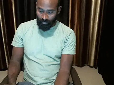 Snapshot of indian2 chatting on 10-12-25, 07:32 indian2 online show from 10-12-25, 07:32