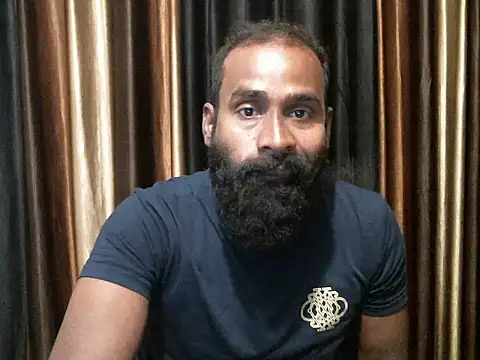 Snapshot of indian2 chatting on 09-10-25, 04:22 indian2 online show from 09-10-25, 04:22