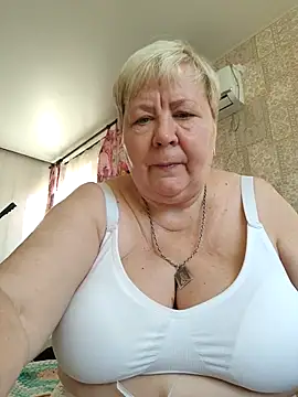 EffectFiona online show from 09-23-25, 02:51