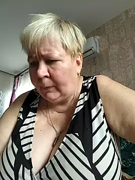 EffectFiona online show from 09-30-25, 04:51