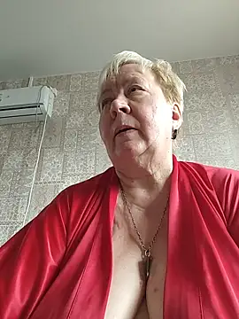 Snapshot of EffectFiona chatting on 06-30-26, 12:38 EffectFiona online show from 06-30-26, 12:38