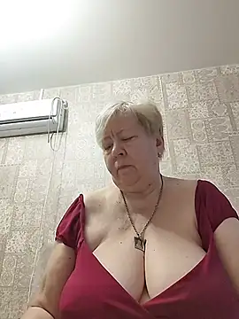 EffectFiona online show from 04-07-26, 12:56