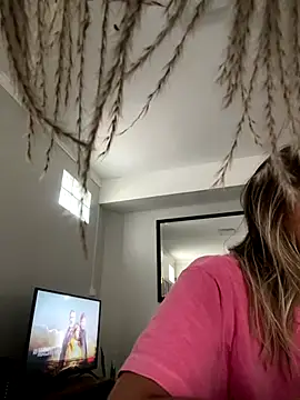 Gipoltergeist online show from 09-17-25, 04:09