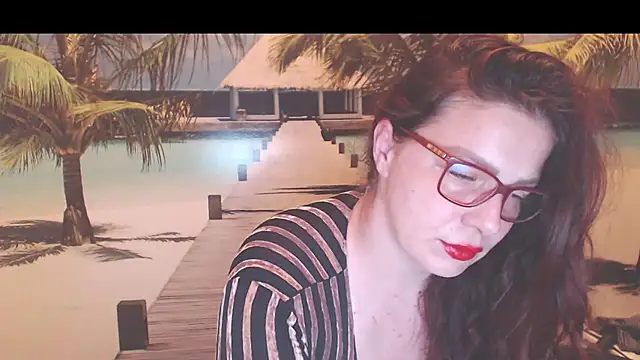 Snapshot of Queen__Natasha chatting on 07-01-26, 09:26 Queen Natasha online show from 07-01-26, 09:26