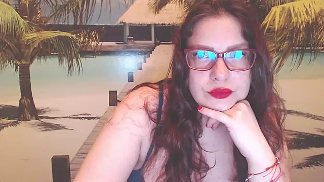 Snapshot of Queen__Natasha chatting on 05-23-26, 08:41 Queen Natasha online show from 05-23-26, 08:41