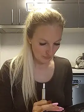 MaviePearl online show from 01-23-25, 09:08