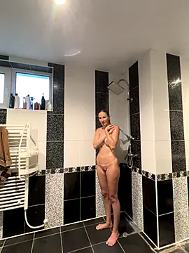 MaviePearl online show from 10-03-25, 06:26