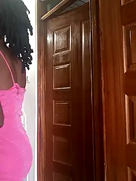 Prettybecs online show from 03-04-25, 12:12