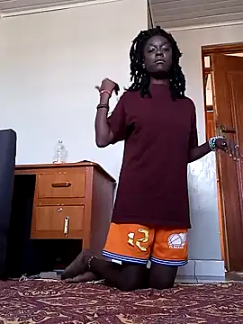 Prettybecs online show from 01-18-25, 04:59