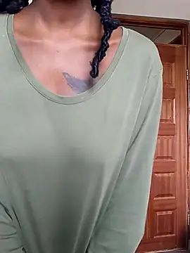 Prettybecs online show from 03-11-25, 10:18