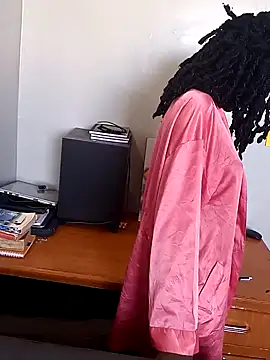 Prettybecs online show from 02-09-25, 06:01