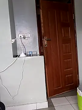 Prettybecs online show from 02-13-25, 04:32