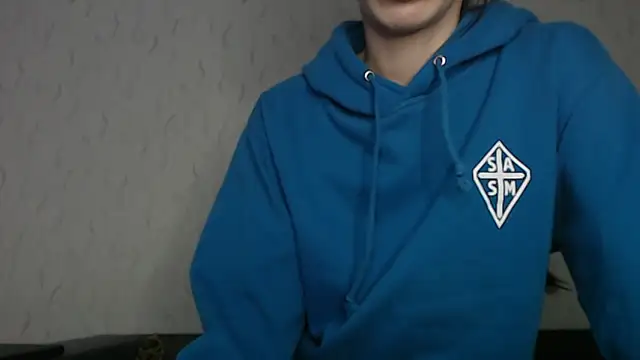 Snapshot of HoneyWiles chatting on 01-13-26, 02:21 HoneyWiles online show from 01-13-26, 02:21