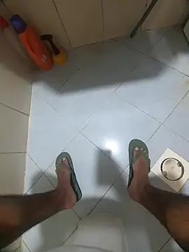 Snapshot of dream_catcher chatting on 10-15-25, 04:04 dream catcher online show from 10-15-25, 04:04