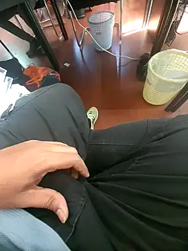 Snapshot of dream_catcher chatting on 10-17-25, 09:34 dream catcher online show from 10-17-25, 09:34