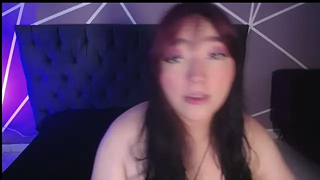Miss Loise online show from 02-17-25, 01:11